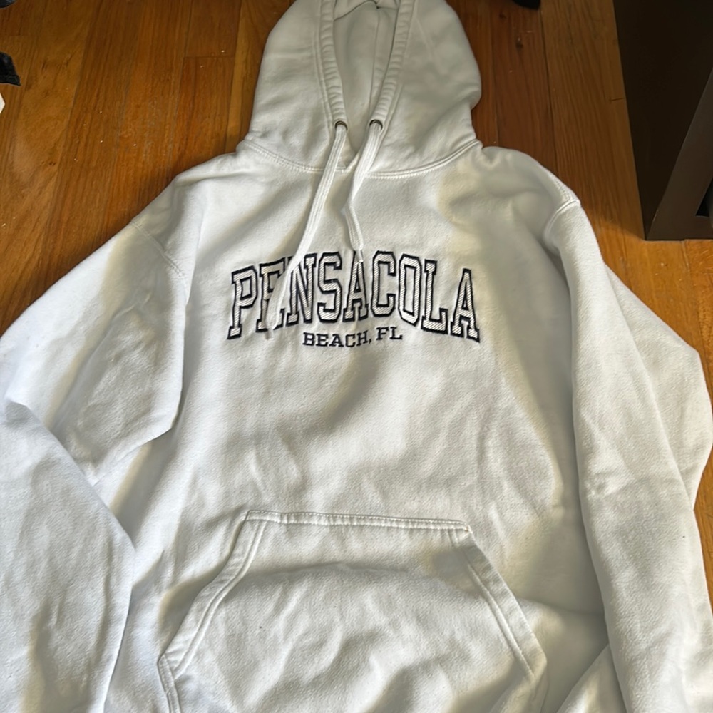 Pacific and Co Pensacola Beach, Florida white medium hoodie